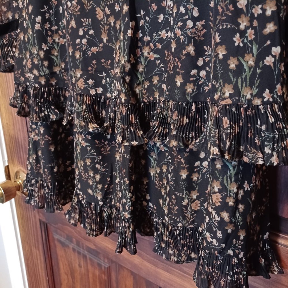 Lizzie Ruffle Mini Dress - Picture 6 of 8
